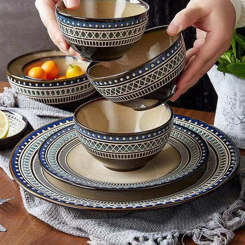 35-Piece Porcelain Dinnerware Set